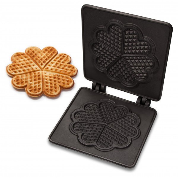 Big Heart Baking Plates